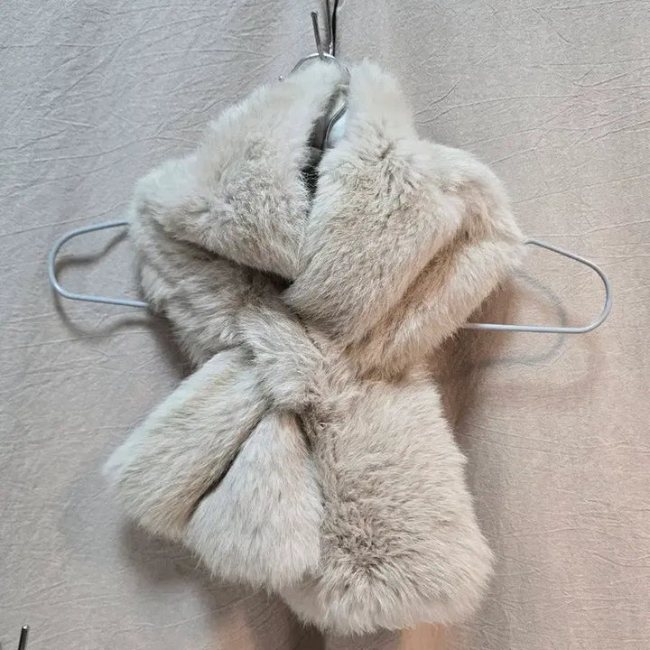 [BUNJANG] Salvatore Ferragamo Lapin Fur Muffler / 미사용급 Salvatore Ferragamo 라팽 퍼 머플실크 안감실크