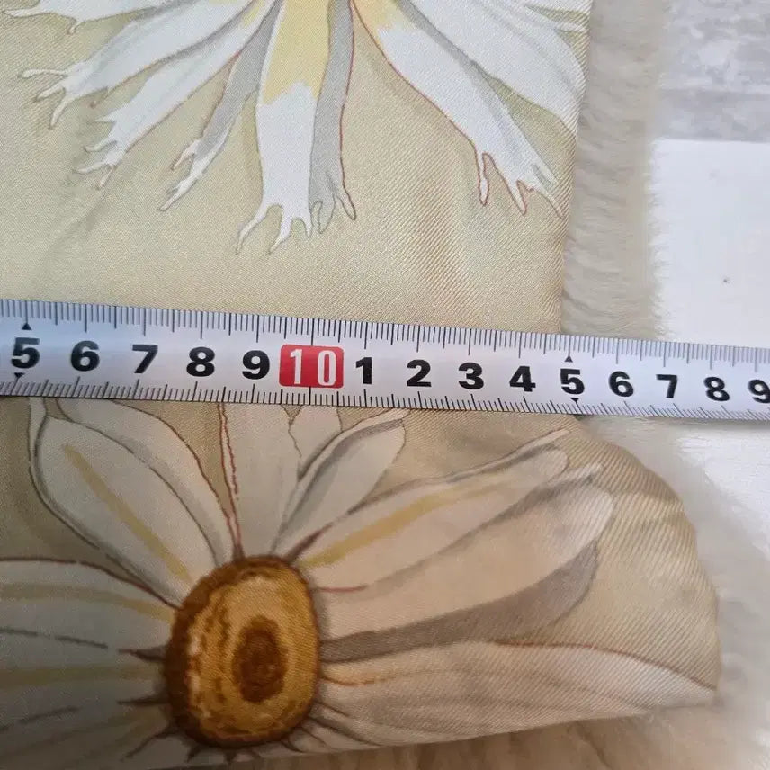 [BUNJANG] Salvatore Ferragamo Lapin Fur Muffler / 미사용급 Salvatore Ferragamo 라팽 퍼 머플실크 안감실크