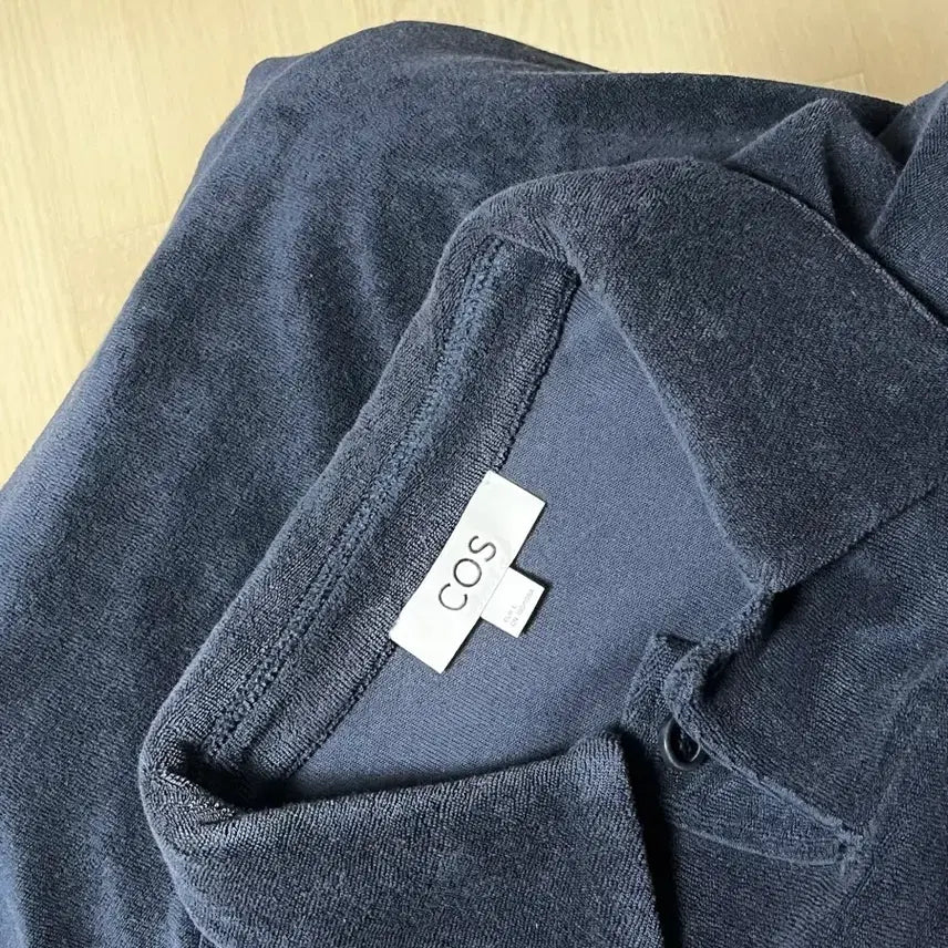 [SOLD OUT] COS 릴렉스드핏 타월링 폴로셔츠 PK 티셔츠 L사이즈