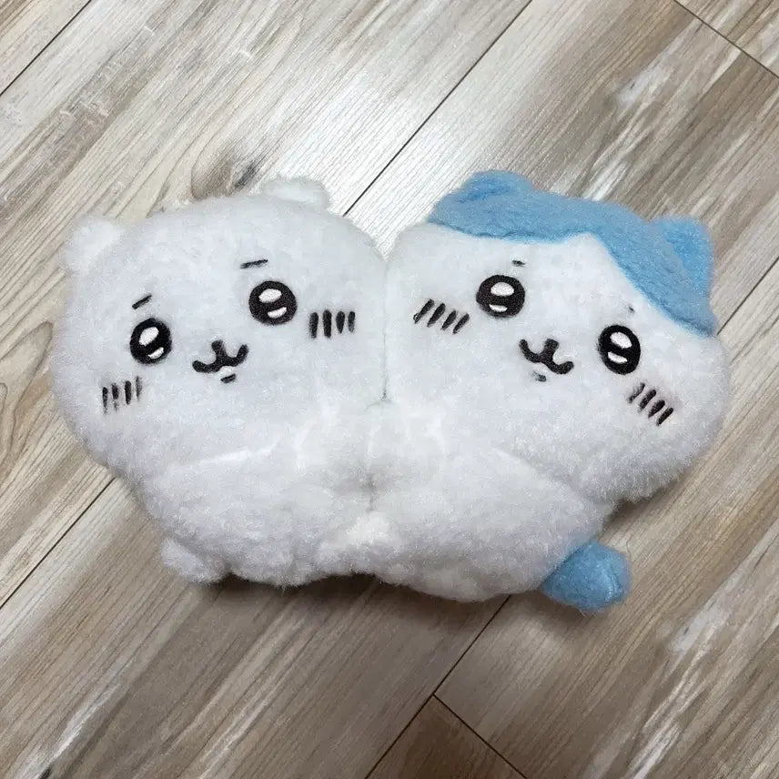 [BUNJANG] Munjakgwi Chiikawa Hachiware Hugging Plush / 먼작귀 치이카와 하치와레 허그 꼬옥 포옹하는 인형