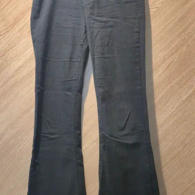 [BUNJANG] Black Boots Cut Jeans / 블랙 부츠컷 청바지