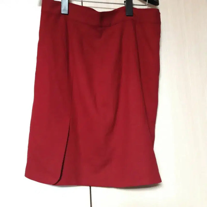 [BUNJANG] Red H-Line Skirt (Size 77) / 빅사이즈 레드 H라인 스커트 77