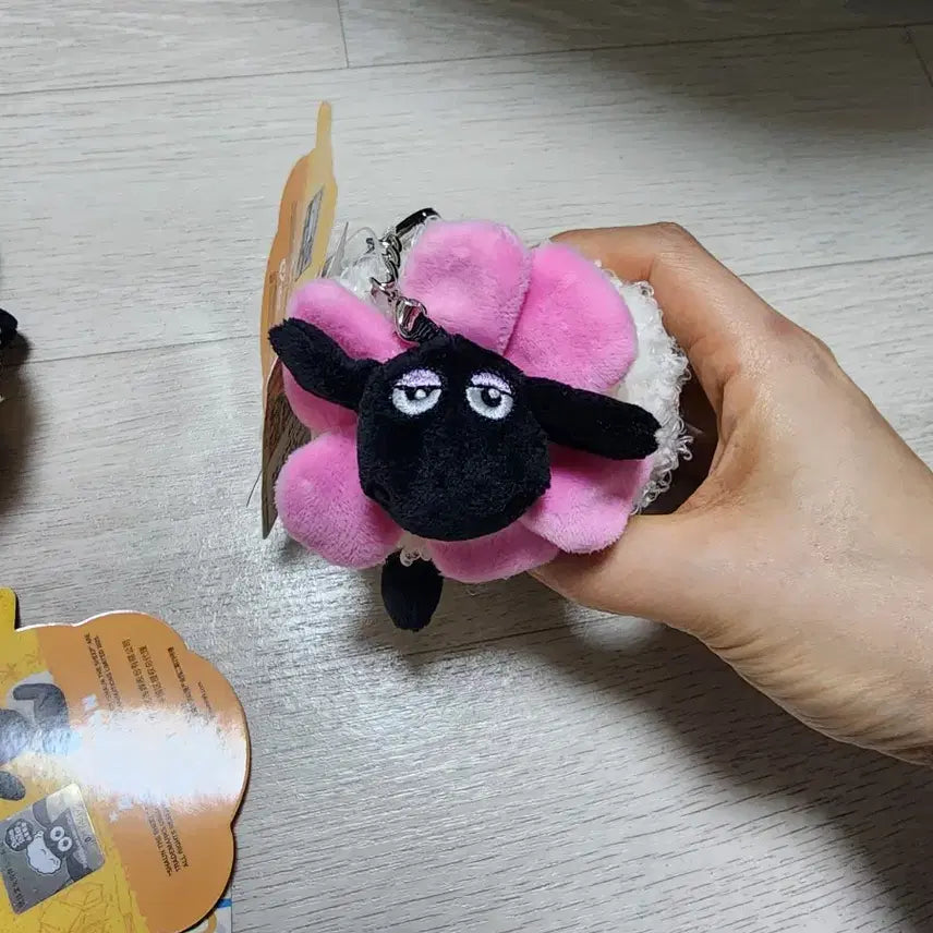 [BUNJANG] Shawn The Ship Doll Keychain / (정품) 숀더쉽 인형 키링