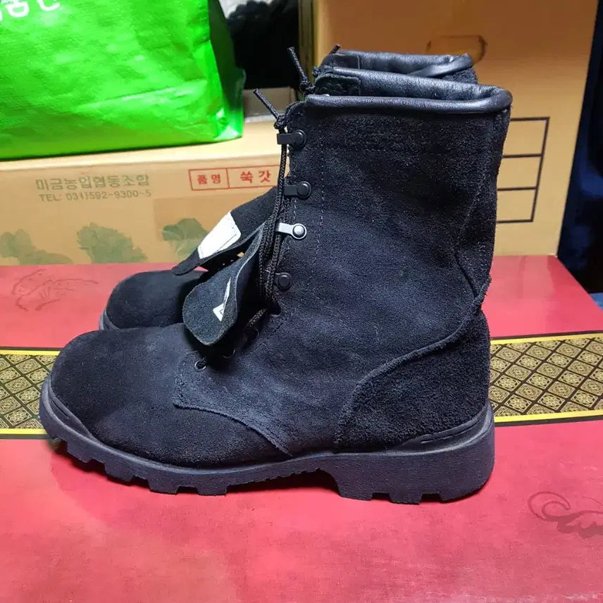 [BUNJANG] Military Combat Boots 260M / 해병대 세무 워커 접착화 전투화 군화 260M 판매