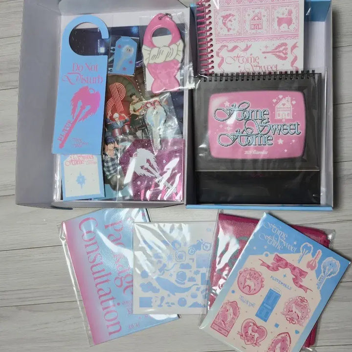 [BUNJANG] PLAVE 2025 Season's Greetings / 택포/플레이브 2025년 시즌그리팅