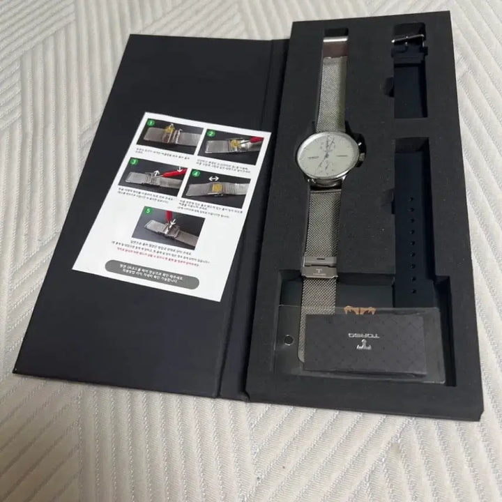 [BUNJANG] TORSO Mesh Watch + Additional Strap / TORSO 메쉬 시계 + 추가 스트랩