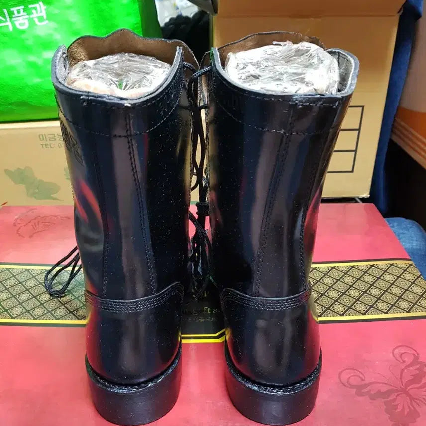 [BUNJANG] Vintage 1991 Sealed Soldier Combat Boots (Size 11.0W) / 구형 봉합화 사병 전투화 군화 264W 11.0W 91년 판매