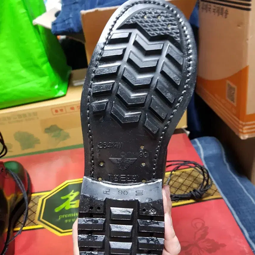 [BUNJANG] Military Combat Boots / 구형 봉합화 사병 전투화 군화 264W 11.0W 91년 판매