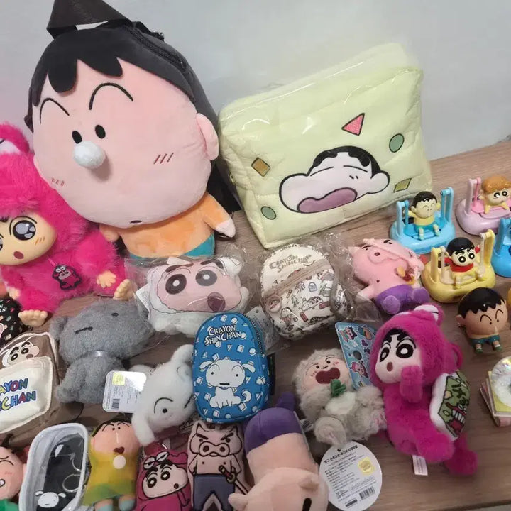 [BUNJANG] Crayon Shin-chan Bundle Set Keyring/Doll / 짱구탈덕합니다)파우치+인형+키링 등 25종 일괄 판매