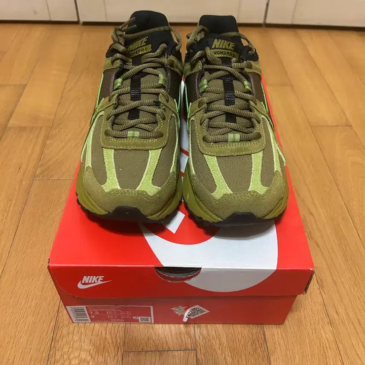 [BUNJANG] Nike Zoom Vomero 5 Pacific Moss Men&