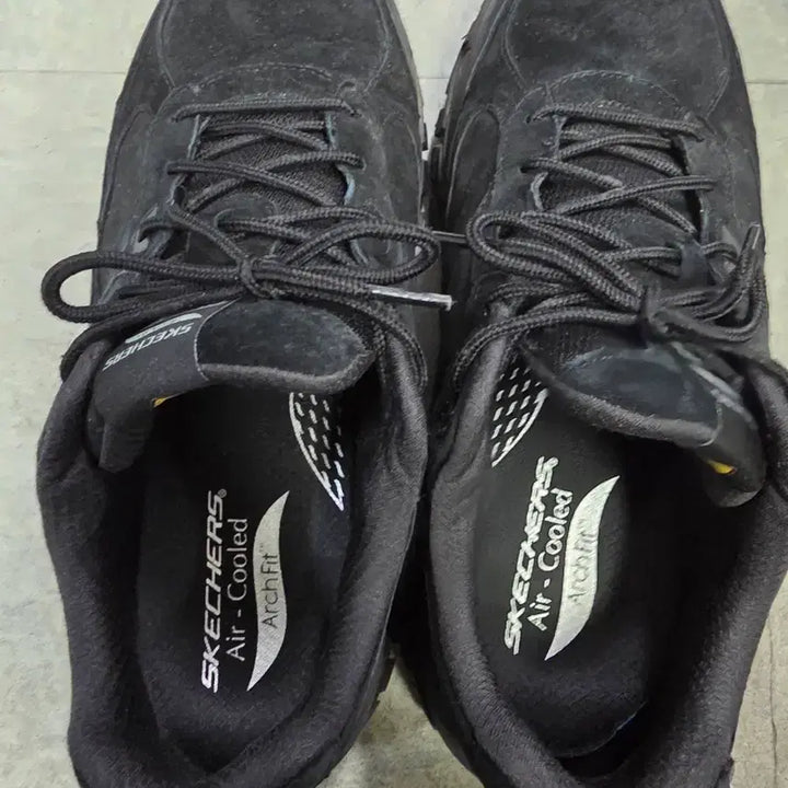 [BUNJANG] Skechers Roadwalker (290mm) Hiking Shoes / 스케쳐스 로드워커(290mm)