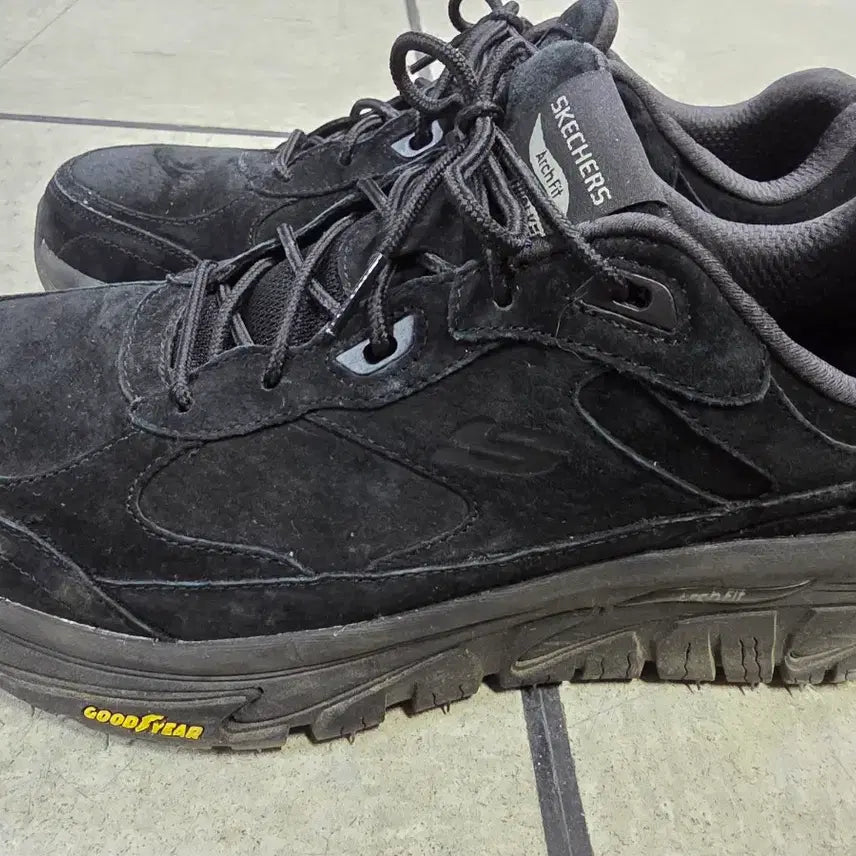 [BUNJANG] Skechers Roadwalker (290mm) Hiking Shoes / 스케쳐스 로드워커(290mm)