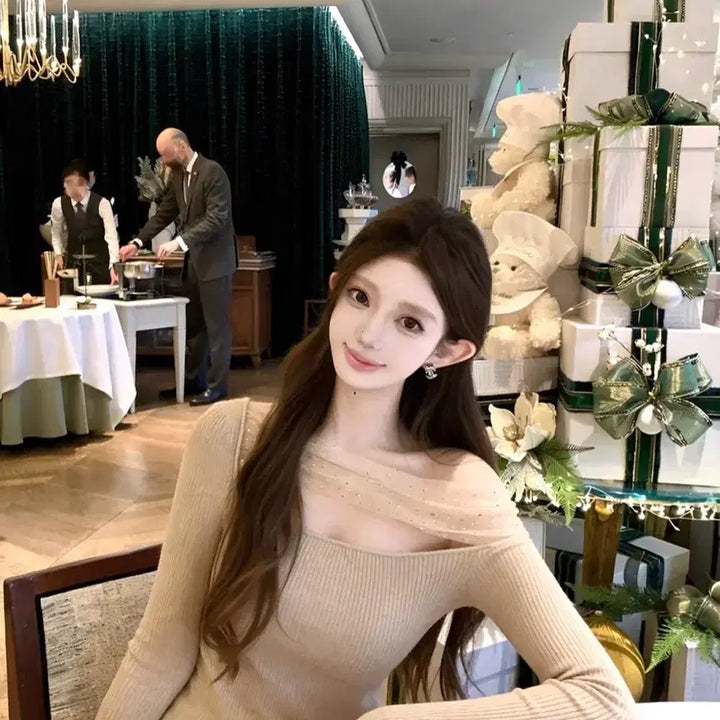 [BUNJANG] Beige Off-Shoulder Sequin Knit Long Sleeve / 베이지 오프숄더 롱슬리브 시퀸 니트