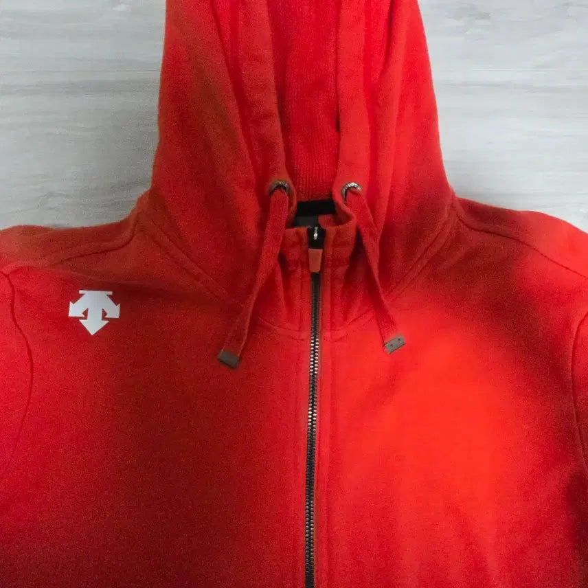 [BUNJANG] Descente Hooded Zip-Up Jacket / >급처< 데쌍트 후드집업