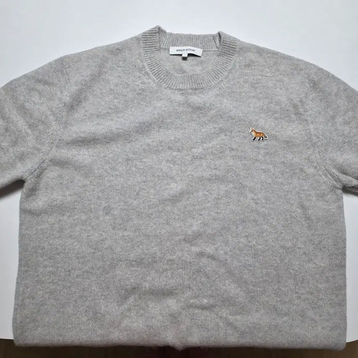 [BUNJANG] Maison Kitsune Fox Patch Knit / 메종키츠네 폭스 패치 니트 그레이