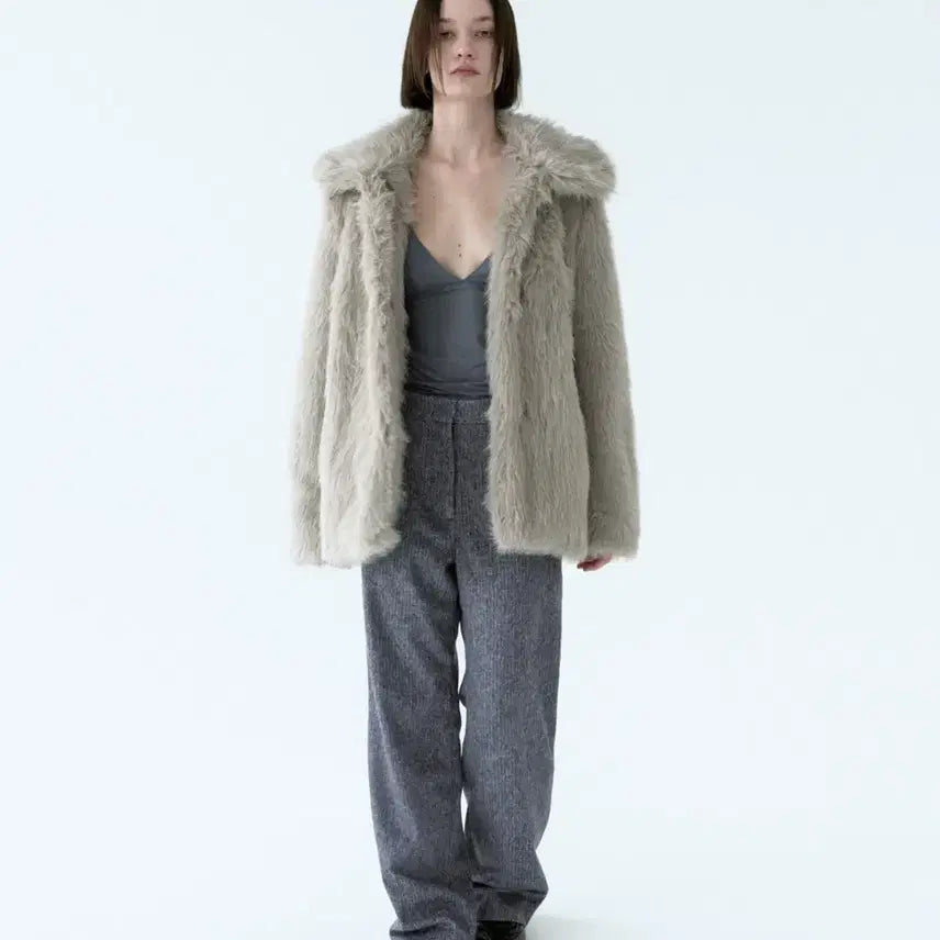 [BUNJANG] Hwi Fog Fur Jacket Light Grey / (당일배송/새상품/택O) hwi 휘 포그 퍼자켓 판매합니다.