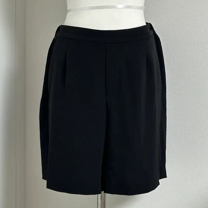 [BUNJANG] Uniqlo 4-Button Banding Slacks / 유니클로 4부 밴딩 슬랙스