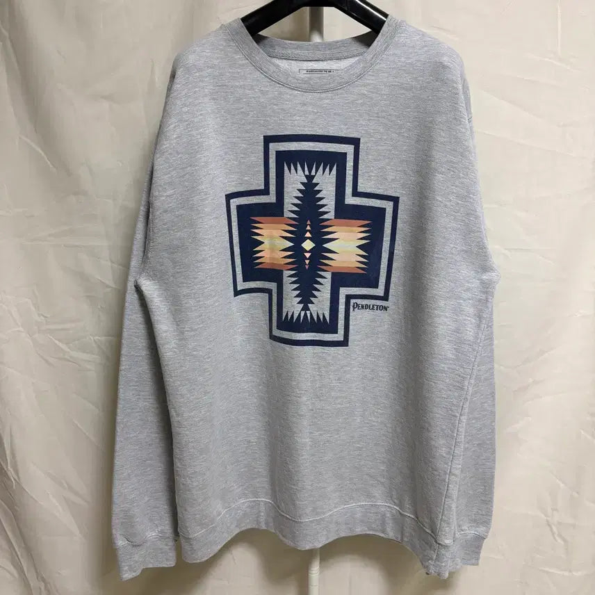 [BUNJANG] Pendleton Native American Navajo Print Sweatshirt / 펜들턴 네이티브 아메리칸 나바호 프린트 맨투맨 스웻셔츠 / 그레이, XL