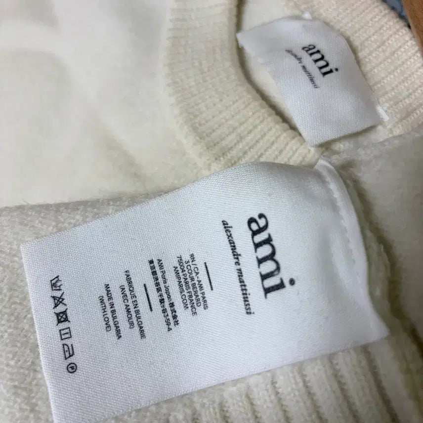 [BUNJANG] BTS Intarsia Big Heart Logo Knit M / 아미 인타르시아 빅하트 로고 니트 M