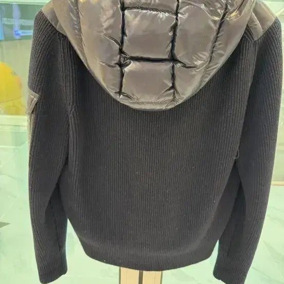 [BUNJANG] Moncler Knit Padded Jacket / 몽클레어 니트패딩