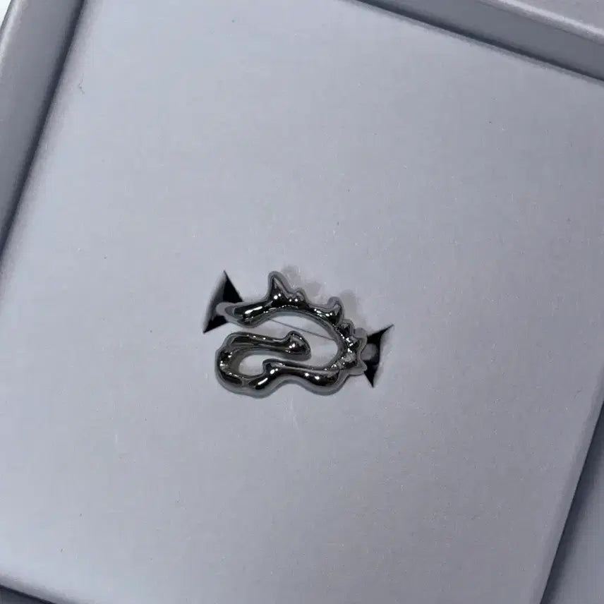 [BUNJANG] &amp;Team Back to Lullaby Ring M Size / 앤팀 백투라 팝업 반지 양도  M사이즈