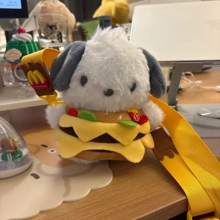 [BUNJANG] McDonalds Pochacco Plush Bag / 맥도날드 포차코 인형가방
