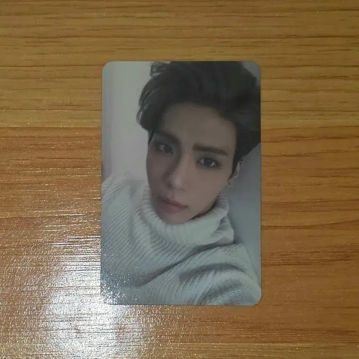 [BUNJANG] SHINee Jonghyun Base Photocard / 샤이니 종현 base 앨범 포카