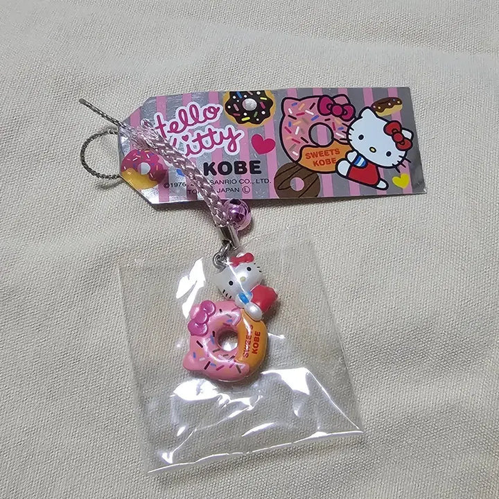 [BUNJANG] Sanrio Hello Kitty Kobe Donut Strap (Limited Edition) / 키티 고베 도넛 스트랩