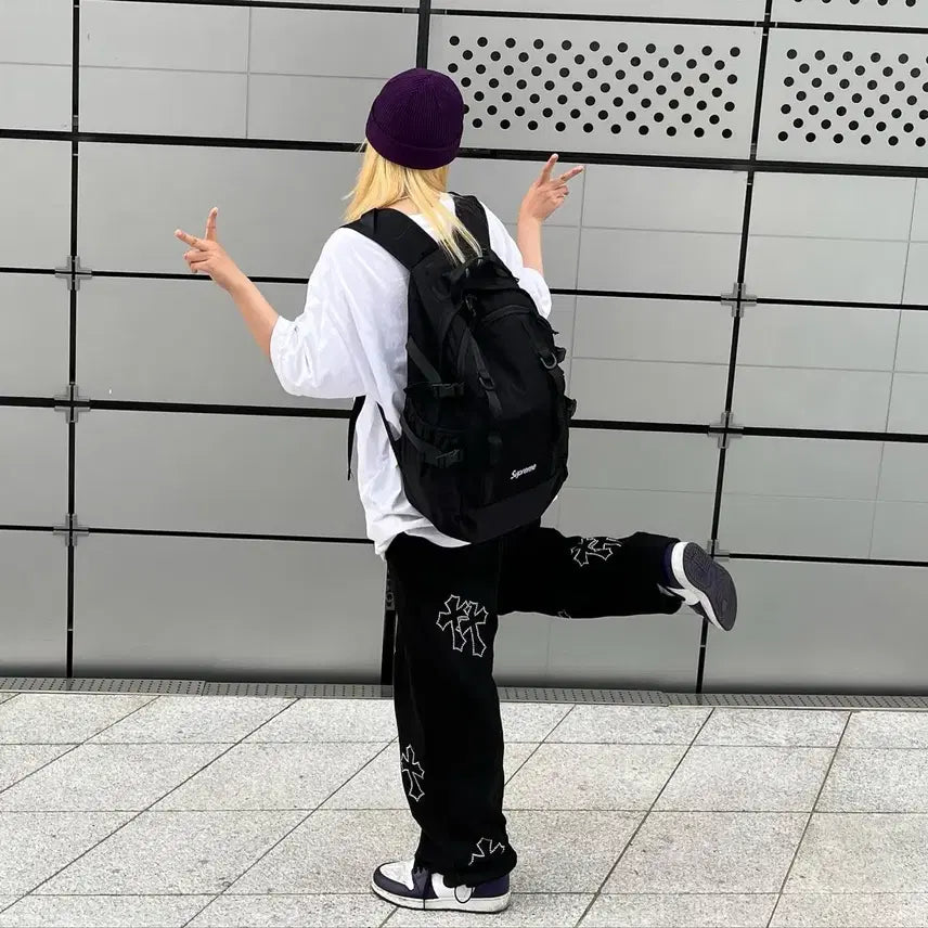 [BUNJANG] Locket Cake Crystal Cross Two-Way Joker Pants / 락케이크 크리스탈크로스 투웨이 조커팬츠