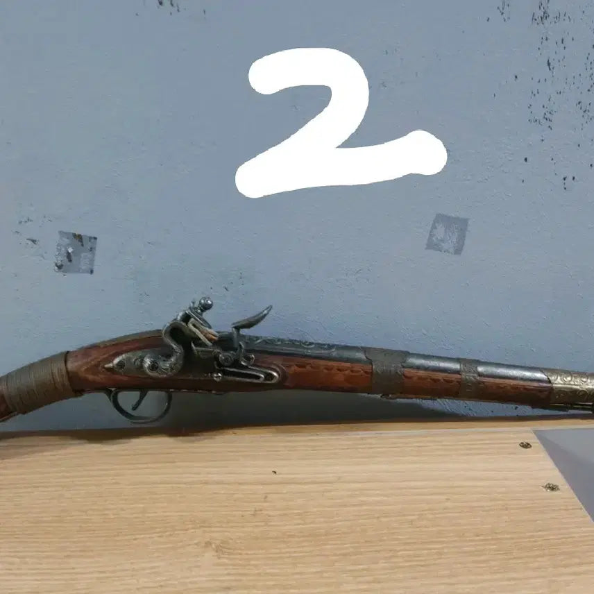 [BUNJANG] Spanish Powder Flask and Gun Decorative Set / 스페인 화약통 총 장식품