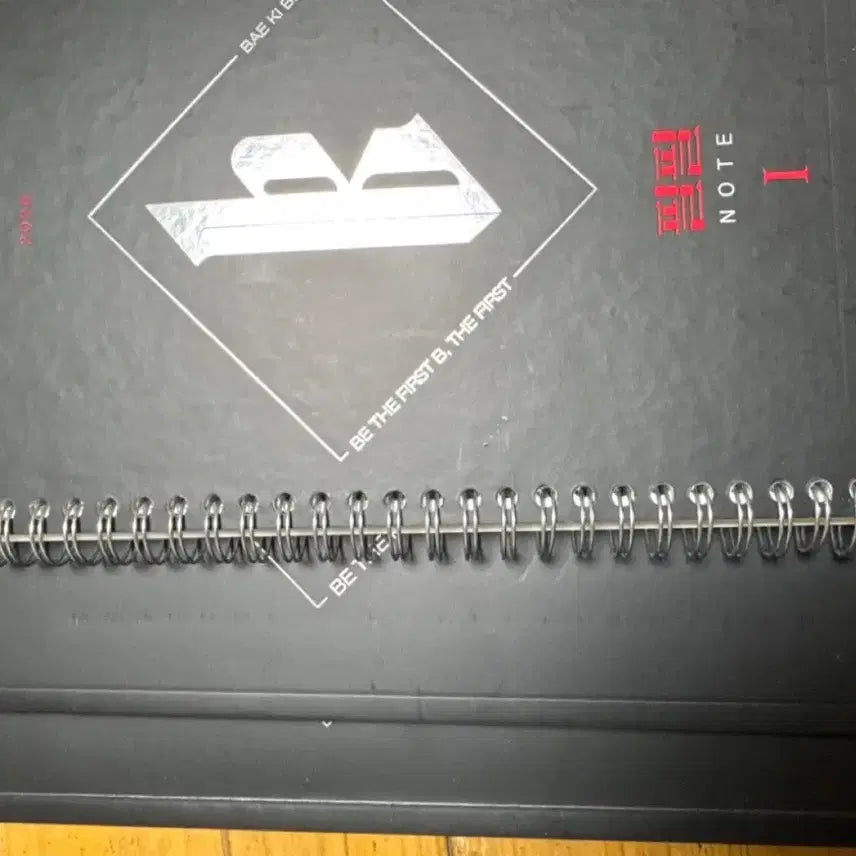 [BUNJANG] Physics 1 Essential Concepts Textbook / 배기범 물리학1 필수본 개념완성 새책