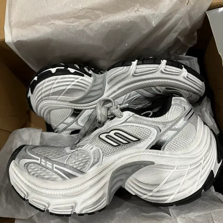 [BUNJANG] Balenciaga 10XL Sneakers / 발렌시아가 10XL 39