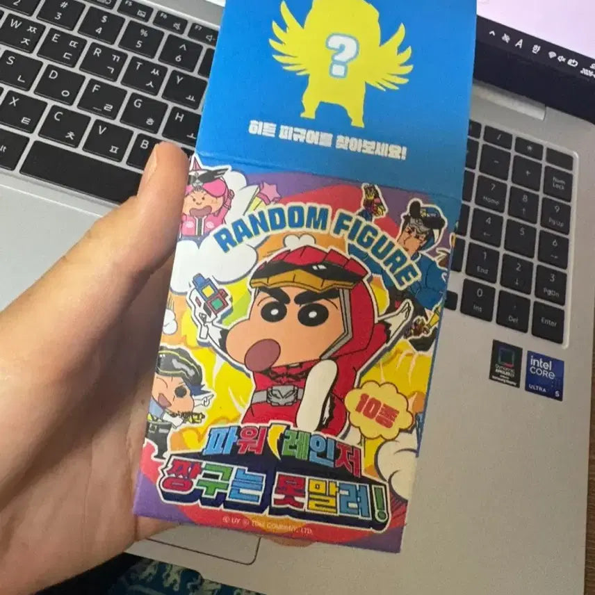 [BUNJANG] Crayon Shin-chan Power Rangers Arang Random Figure / 짱구 파워레인저 랜덤 피규어 짱아