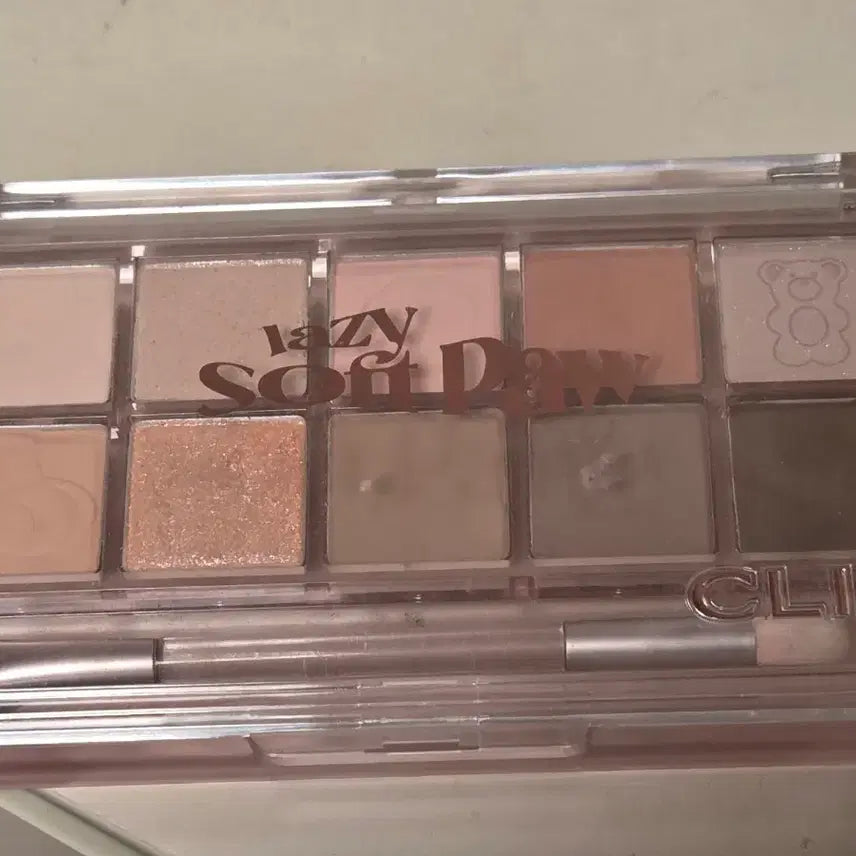 [BUNJANG] Clio Lazy Paw / 클리오 나른한 발바닥