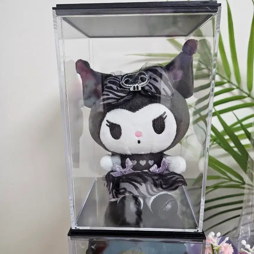 [BUNJANG] Sanrio Kuromi Monotone Mascot Keyring / 산리오 모노톤 시리즈  쿠로미 마스코트 인형키링