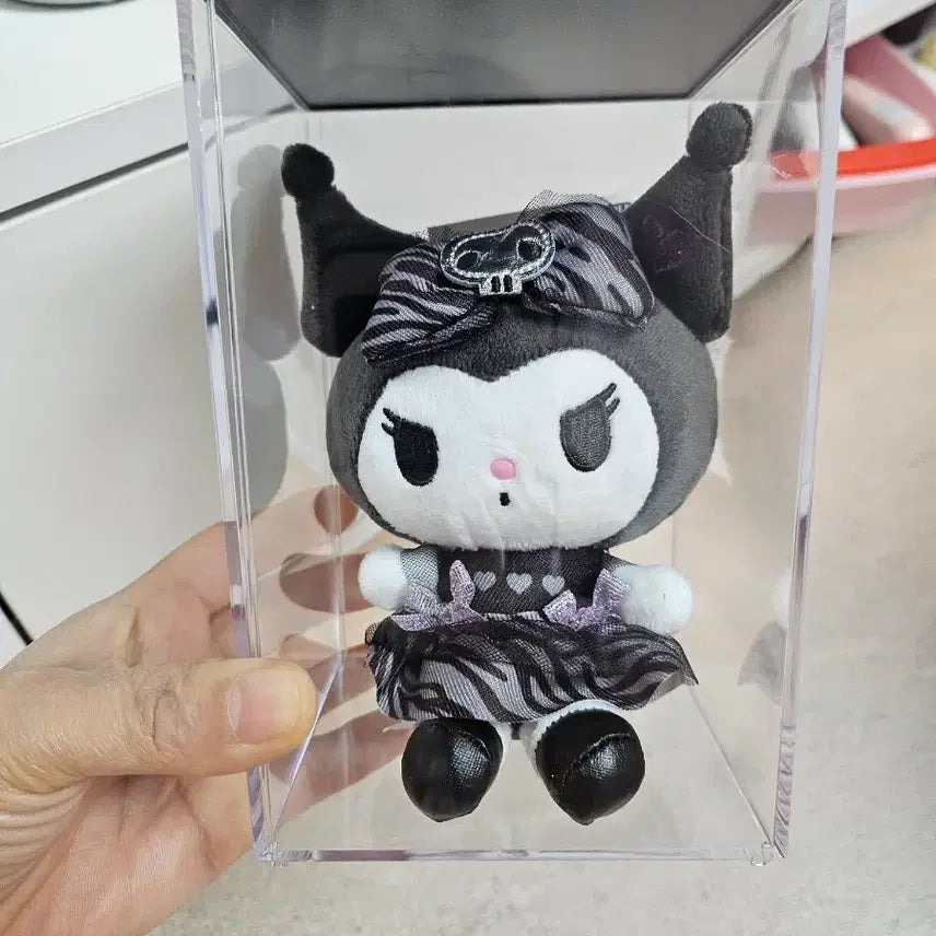 [BUNJANG] Sanrio Kuromi Monotone Mascot Keyring / 산리오 모노톤 시리즈  쿠로미 마스코트 인형키링
