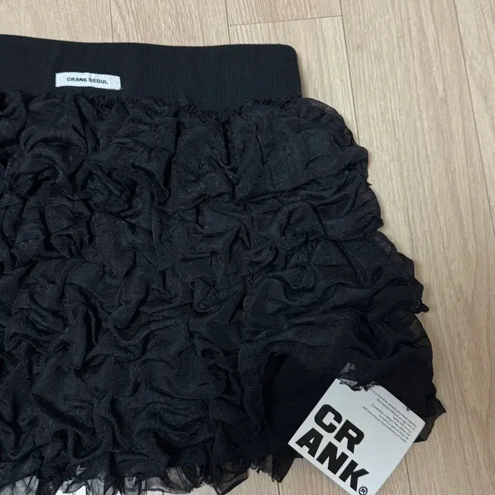 [BUNJANG] Crank Frill Shirring Mini Skirt / 크랭크) 프릴 셔링 미니 스커트 (새상품)