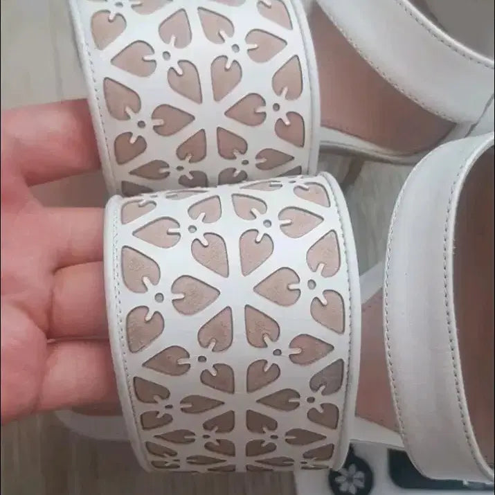 [BUNJANG] Alexander McQueen White Mule Sandals 35 1/2 / 알렉산더맥퀸 화이트 뮬 샌들 35 1/2