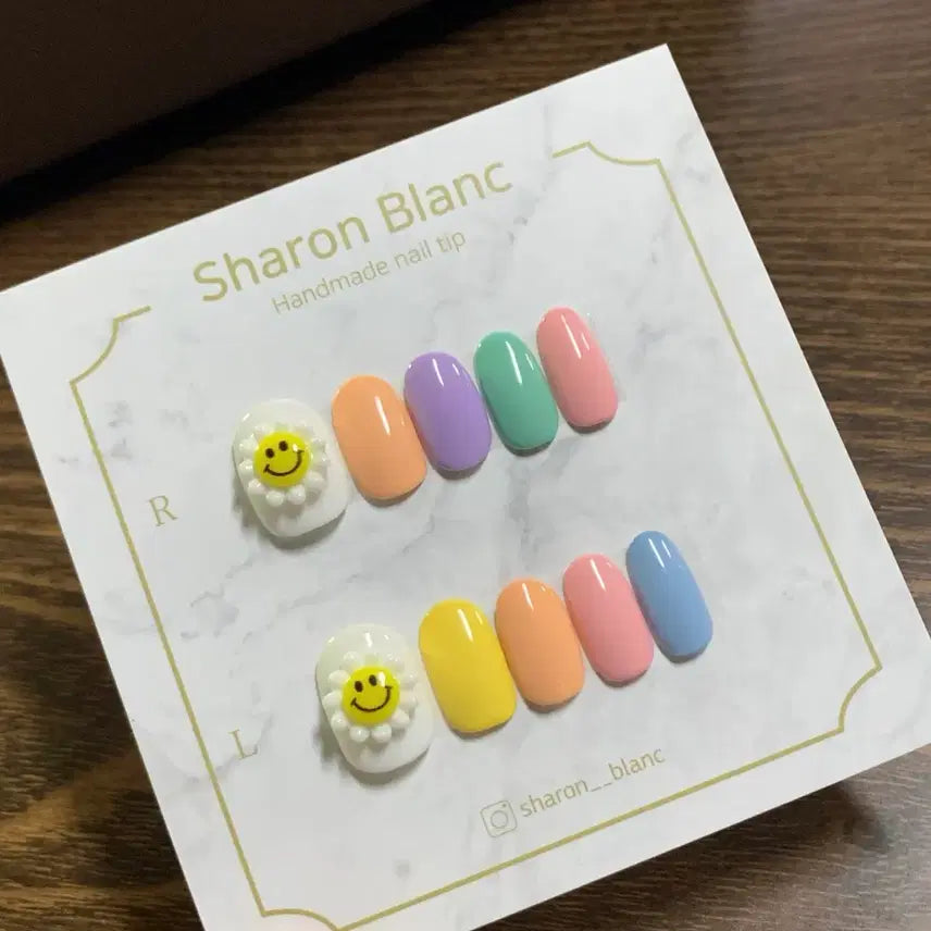 [BUNJANG] Sharon Blanc Nail Tip Set (14 Shapes) / 해바라기 스마일 네일팁 / 14종 쉐입