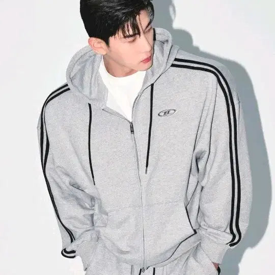 [BUNJANG] Born to Win Chrome Hooded Zip-up Gray / 본투윈 크롬 후드집업 2사이즈 그레이
