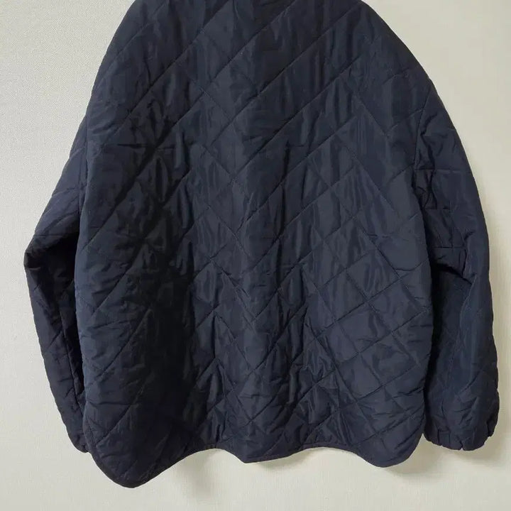[BUNJANG] COS Quilted Bomber Jacket / COS 코스 퀼팅 봄버 자켓 집업