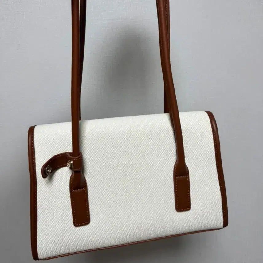 [BUNJANG] 8 Seconds Ivory Canvas Shoulder Bag / 에잇세컨즈 아이보리 캔버스 숄더백