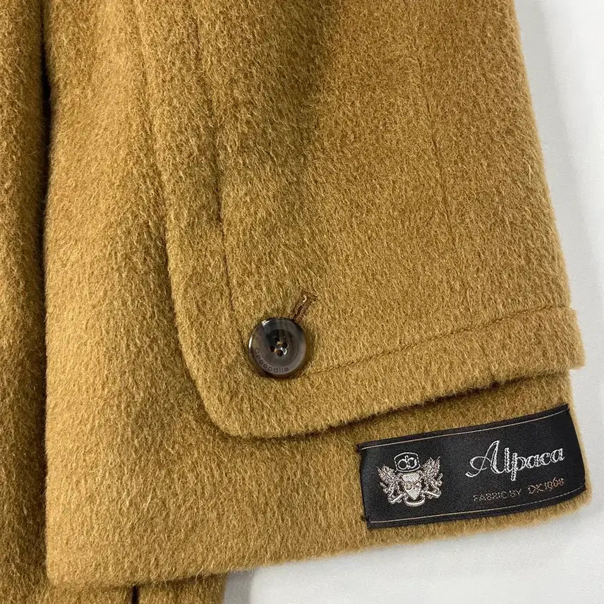 [BUNJANG] Crocodile Alpaca Wool Coat / 크로커다일 알파카 모직 코트