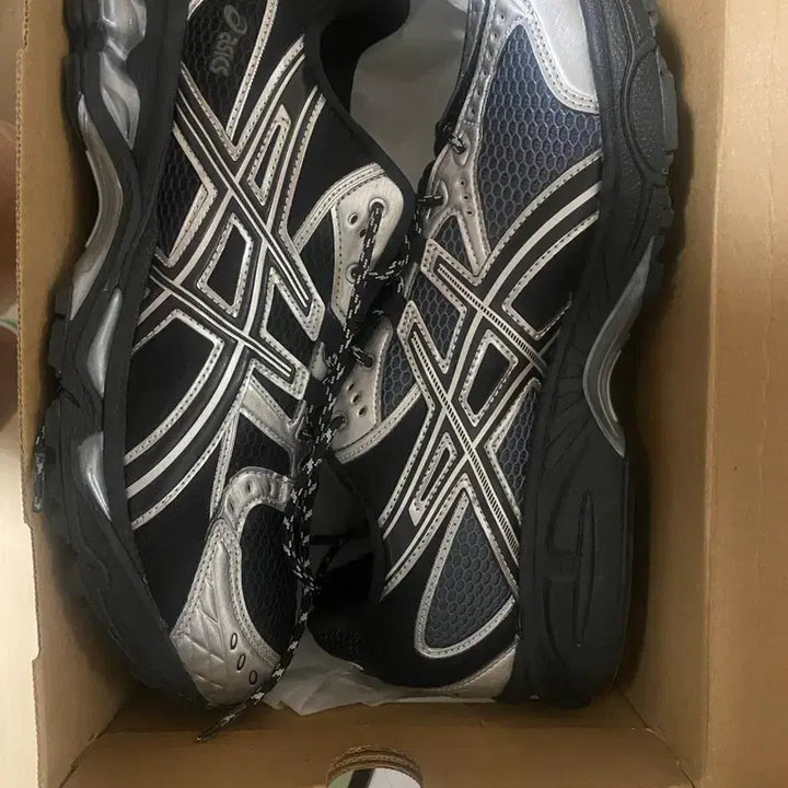 [BUNJANG] Asics Gel-Nimbus 10.1 Black Pure Silver Limited Edition Sneakers / [285] 아식스 젤님버스 10.1 블랙 퓨어 실버-한국한정