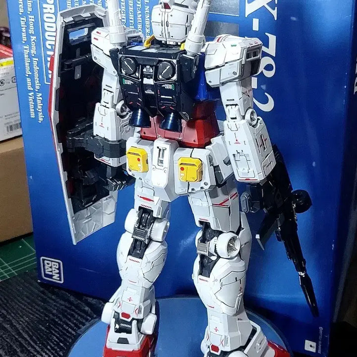 [BUNJANG] Bandai PG Unleashed First Gundam Model Kit / 반다이 PG 언리쉬드 퍼스트건담 + 델피데칼 완성품 팝니다