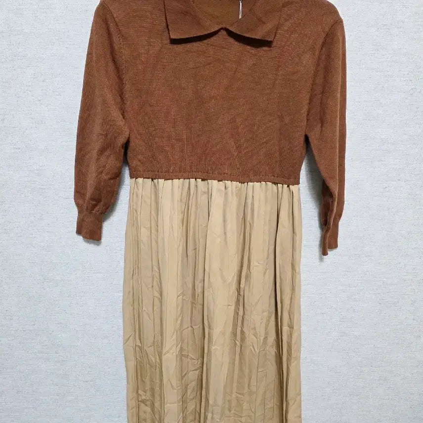 [BUNJANG] Brown Pleated Long Dress / 브라운 카라넥 플리츠 롱 원피스