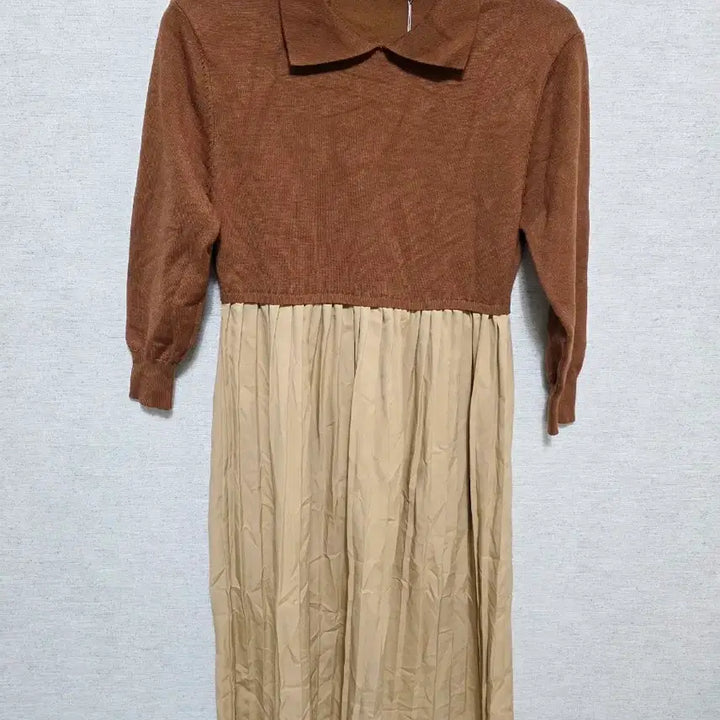 [BUNJANG] Brown Pleated Long Dress / 브라운 카라넥 플리츠 롱 원피스