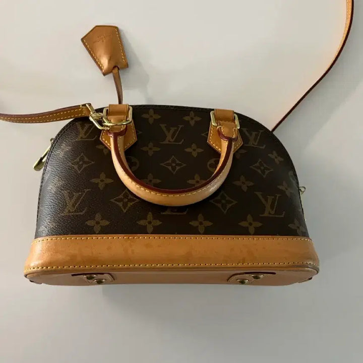 [BUNJANG] Louis Vuitton Alma BB Handbag / 루이비통 알마bb (신본에서 직접구매)