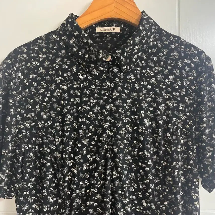 [BUNJANG] Vintage Short Sleeve Dress with Collar and Zipper / (일본 수입 빈티지)반팔 원피스 꽃 블랙 카라 지퍼 찰랑