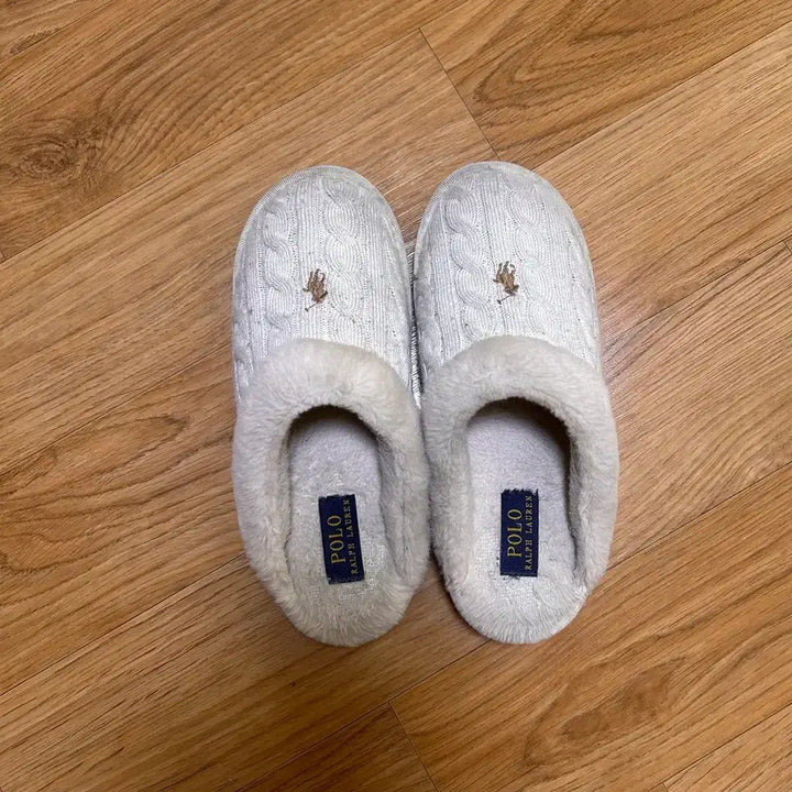 [BUNJANG] Polo Ralph Lauren Faux Fur Slipper Ivory / 폴로 퍼슬리퍼 어그슬리퍼 아이보리